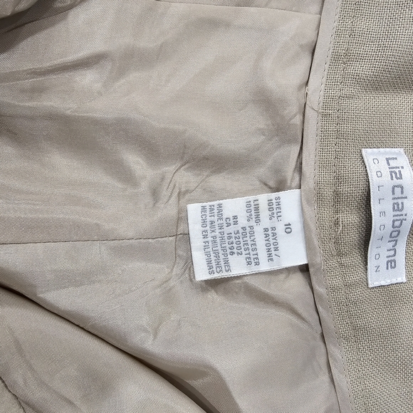 Vintage Liz Claibone Shorts - Picture 9 of 9